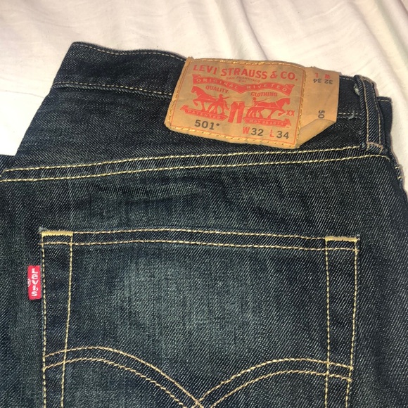 LEVI’S - Picture 2 of 4